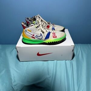 Nike Kids White and Green Sneakers